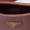 Prada Re-Edition 2005 väska i Saffiano-läder Prada Re-Edition 2005 väska i Saffiano-läder