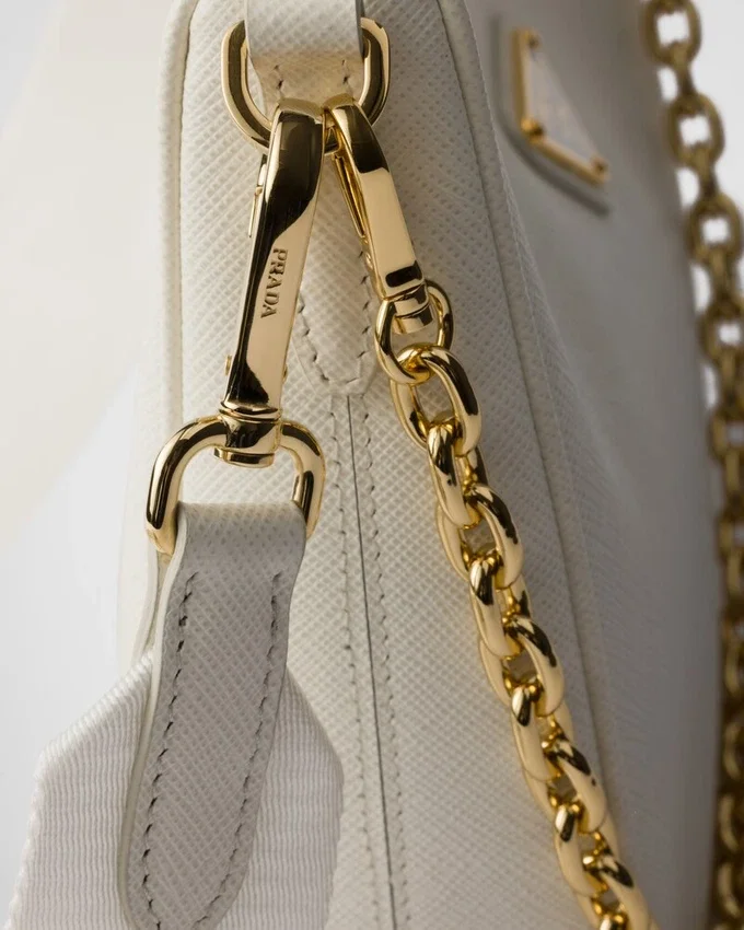 Prada Re-Edition 2005 väska i Saffiano-läder Prada Re-Edition 2005 väska i Saffiano-läder
