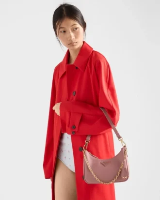 Prada Re-Edition Mini Saffiano läderväska