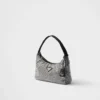 Prada Re-Edition Mini Satin Bag med kristaller Prada Re-Edition Mini Satin Bag med kristaller