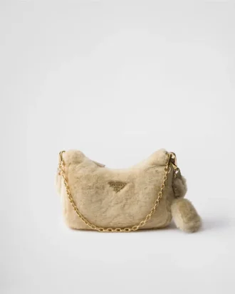 Prada Re-Edition Mini Shearling-väska Prada Re-Edition Mini Shearling-väska