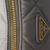 Prada Re-Edition Quilted Re-Nylon miniväska Prada Re-Edition Quilted Re-Nylon miniväska