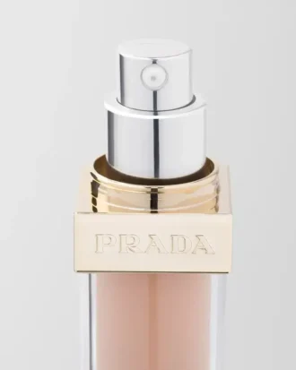 Prada Reveal Skin Optimizing Foundation – Ln10 – Ljus neutral