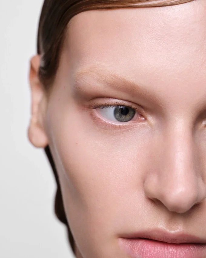 Prada Reveal Skin Optimizing Foundation – Ln10 – Ljus neutral Prada Reveal Skin Optimizing Foundation – Ln10 – Ljus neutral
