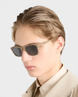 Prada Runway-solglasögon