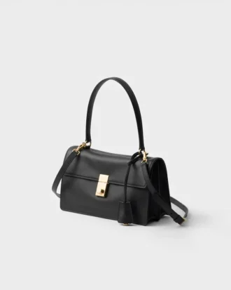 Prada Soft Medium läderaxelväska
