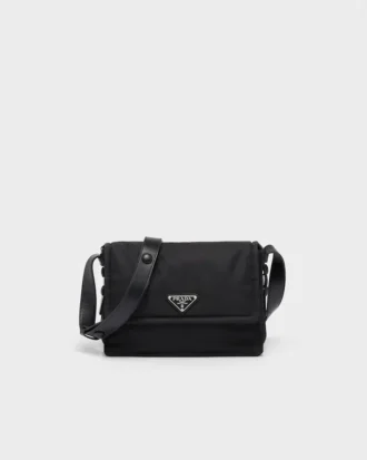 Prada Traveller liten vadderad Re-Nylon-axelväska