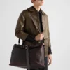 Prada-väska i nappaläder med spänne