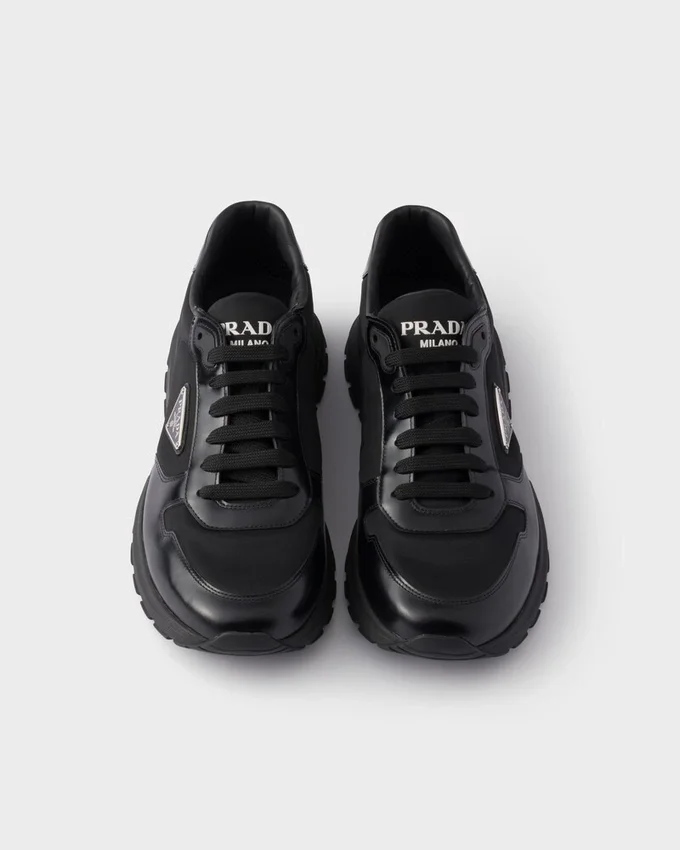 Prax 01 Sneakers i Re-Nylon och borstat läder Prax 01 Sneakers i Re-Nylon och borstat läder