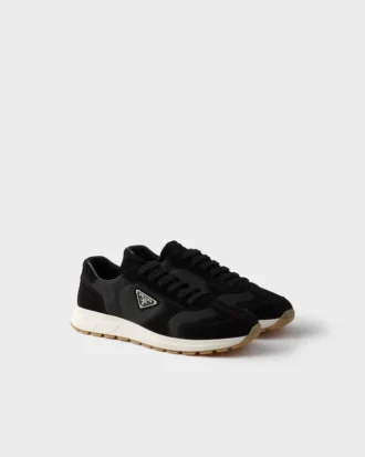 Prax sneakers i mocka och Re-Nylon