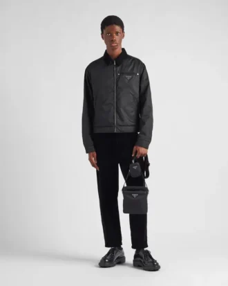 Re-Nylon- och Saffiano-axelväska