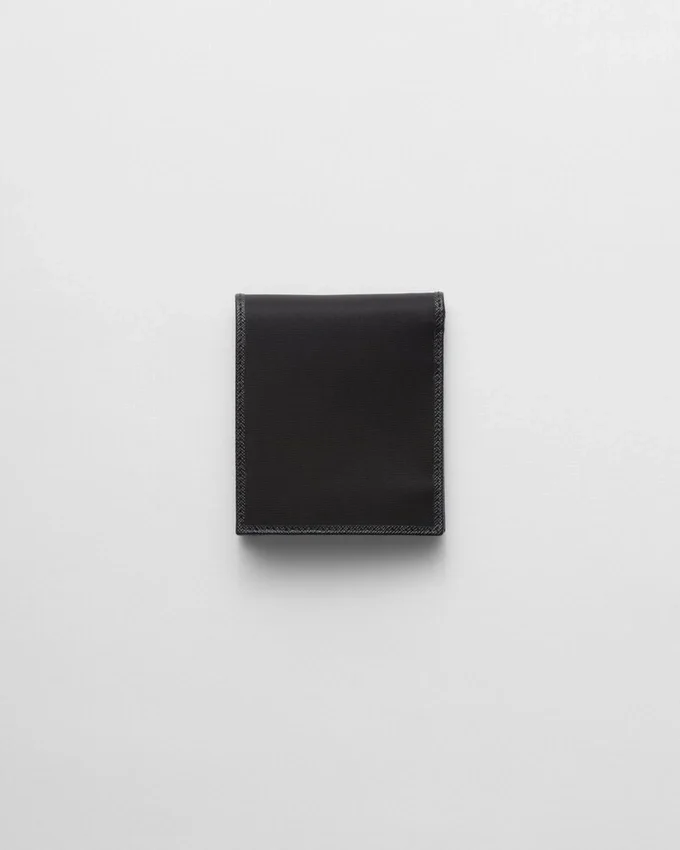 Re-Nylon-plånbok med myntfack Re-Nylon-plånbok med myntfack