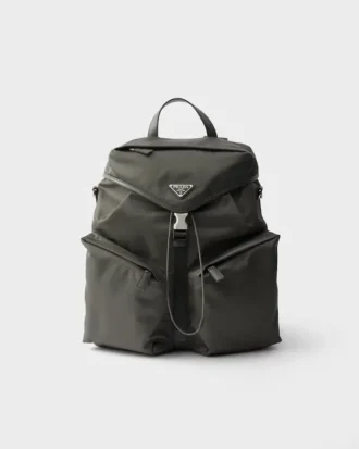 Ryggsäck i Re-Nylon och läder