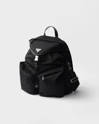 Ryggsäck i Re-Nylon och läder