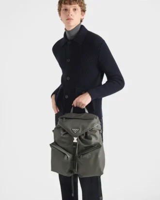 Ryggsäck i Re-Nylon och läder