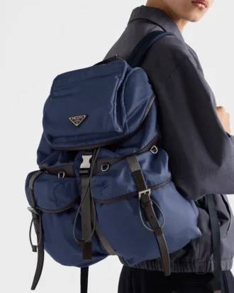 Ryggsäck i Re-Nylon och läder