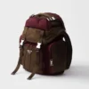 Ryggsäck i Re-Nylon och läder Ryggsäck i Re-Nylon och läder