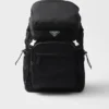 Ryggsäck i Re-Nylon och Saffiano-läder Ryggsäck i Re-Nylon och Saffiano-läder