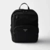 Ryggsäck i Re-Nylon och Saffiano-läder Ryggsäck i Re-Nylon och Saffiano-läder