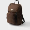 Ryggsäck i Re-Nylon och Saffiano-läder Ryggsäck i Re-Nylon och Saffiano-läder
