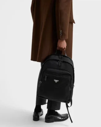 Ryggsäck i Re-Nylon och Saffiano-läder