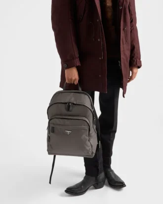 Ryggsäck i Re-Nylon och Saffiano-läder