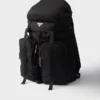 Ryggsäck i Re-Nylon och Saffiano-läder Ryggsäck i Re-Nylon och Saffiano-läder