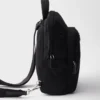 Ryggsäck i Re-Nylon och Saffiano-läder Ryggsäck i Re-Nylon och Saffiano-läder