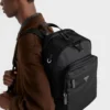 Ryggsäck i Re-Nylon och Saffiano-läder Ryggsäck i Re-Nylon och Saffiano-läder