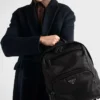 Ryggsäck i Re-Nylon och Saffiano-läder Ryggsäck i Re-Nylon och Saffiano-läder