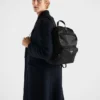 Ryggsäck i Re-Nylon och Saffiano-läder Ryggsäck i Re-Nylon och Saffiano-läder