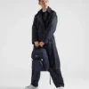 Ryggsäck i Re-Nylon och Saffiano-läder Ryggsäck i Re-Nylon och Saffiano-läder