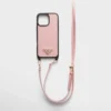 Saffiano-läderfodral för iPhone 16 Pro Max med axelrem Saffiano-läderfodral för iPhone 16 Pro Max med axelrem