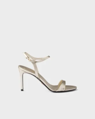 Sandaler i lackat Saffiano-läder Sandaler i lackat Saffiano-läder