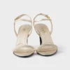 Sandaler i lackat Saffiano-läder Sandaler i lackat Saffiano-läder