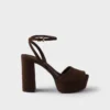 Sandaler med plattform i mocka Sandaler med plattform i mocka
