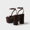 Sandaler med plattform i mocka Sandaler med plattform i mocka