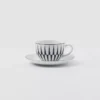 Set med två cappuccinokoppar i porslin – ränder Set med två cappuccinokoppar i porslin – ränder