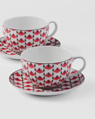 Set med två cappuccinokoppar i porslin – Vienna Red