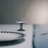 Set med två champagneglas i kristall – Plinth Set med två champagneglas i kristall – Plinth