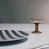Set med två champagneglas i kristall – Plinth Set med två champagneglas i kristall – Plinth