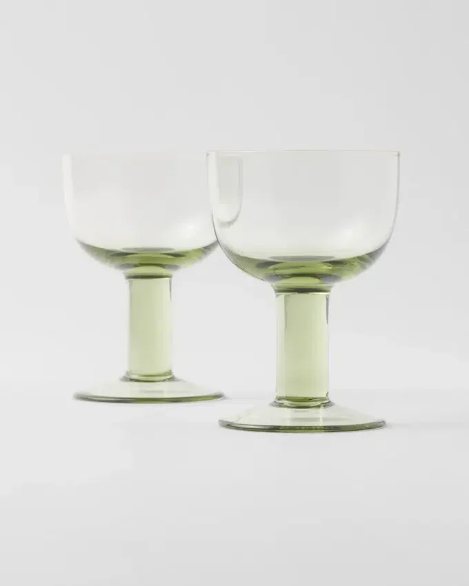 Set med två kristallglas för rött vin – Plinth Set med två kristallglas för rött vin – Plinth