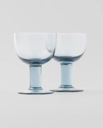 Set med två kristallglas för rött vin – Plinth Set med två kristallglas för rött vin – Plinth