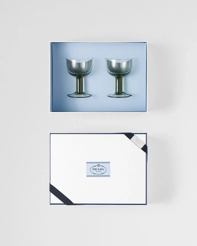 Set med två kristallglas för rött vin – Plinth Set med två kristallglas för rött vin – Plinth