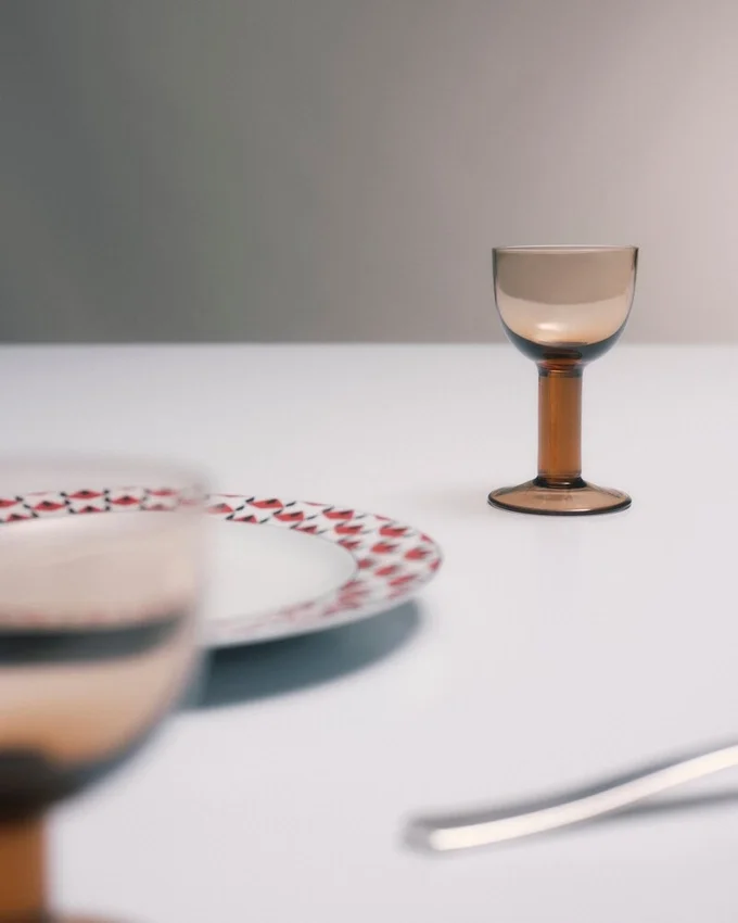Set med två kristallglas för vitt vin – Plinth Set med två kristallglas för vitt vin – Plinth