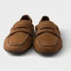 Shuffle-loafers i nubuckläder Shuffle-loafers i nubuckläder