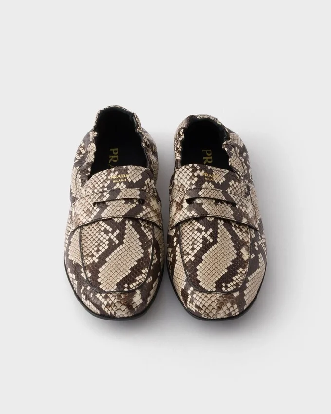 Shuffle-loafers i tryckt Ayers-läder Shuffle-loafers i tryckt Ayers-läder
