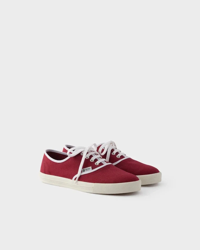 Sneakers med snörning i drilltyg Sneakers med snörning i drilltyg