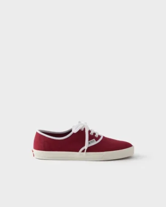 Sneakers med snörning i drilltyg