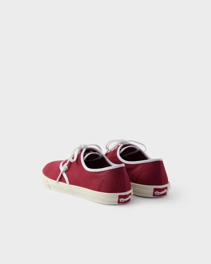 Sneakers med snörning i drilltyg Sneakers med snörning i drilltyg
